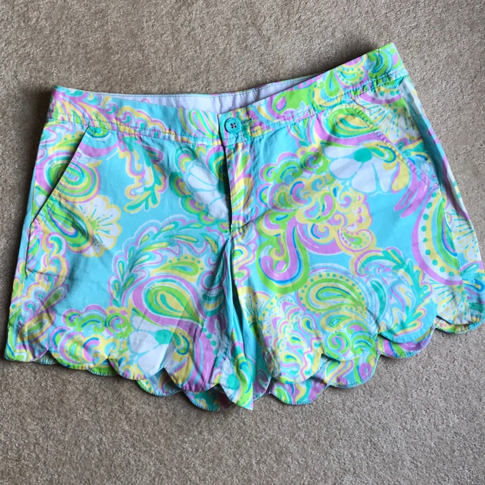 Lilly Pulitzer Scalloped Buttercup Short
